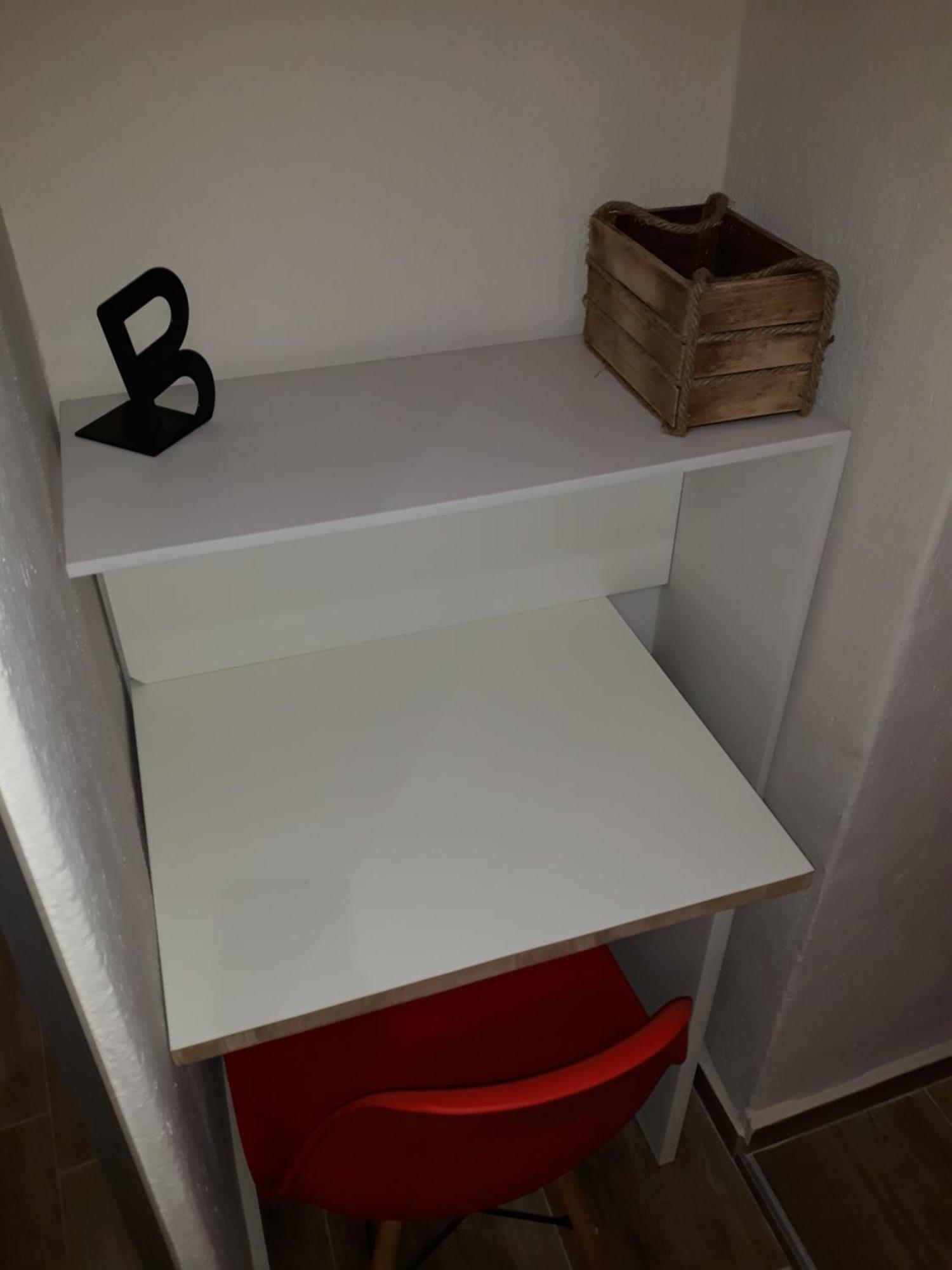 Apartment Dramamine2 Drama